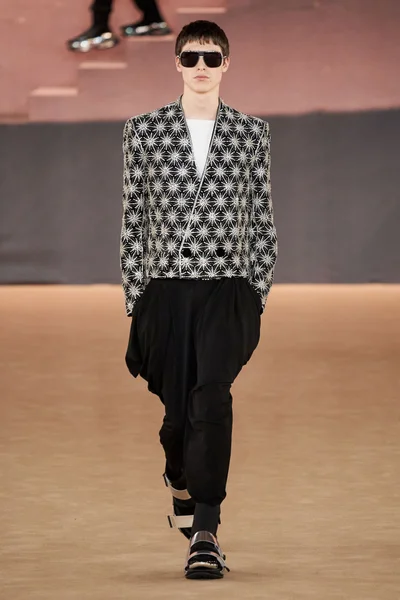 Look 51